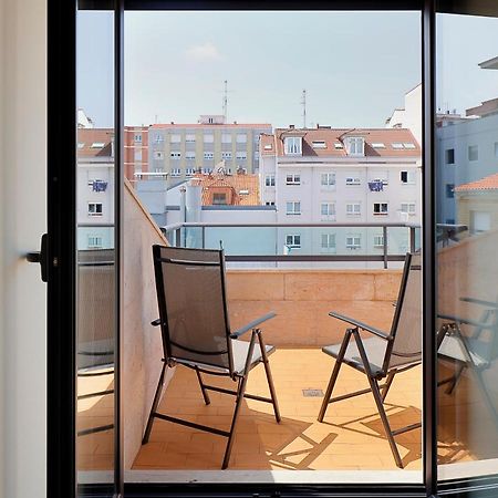 Atico Con Terraza, Vistas Al Mar Y Parking En Playa De S Lorenzo Gijón Eksteriør bilde