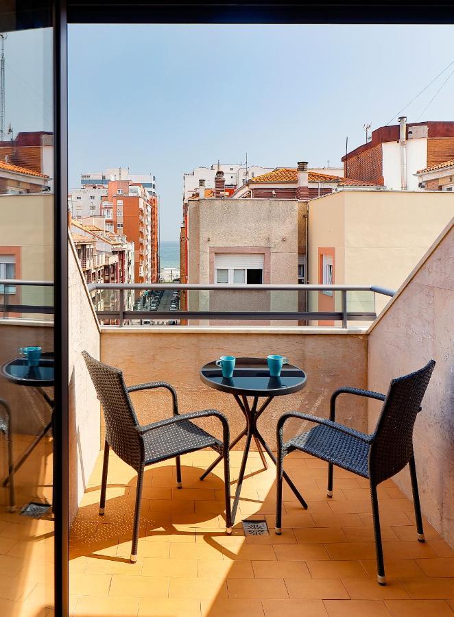 Atico Con Terraza, Vistas Al Mar Y Parking En Playa De S Lorenzo Gijón Eksteriør bilde