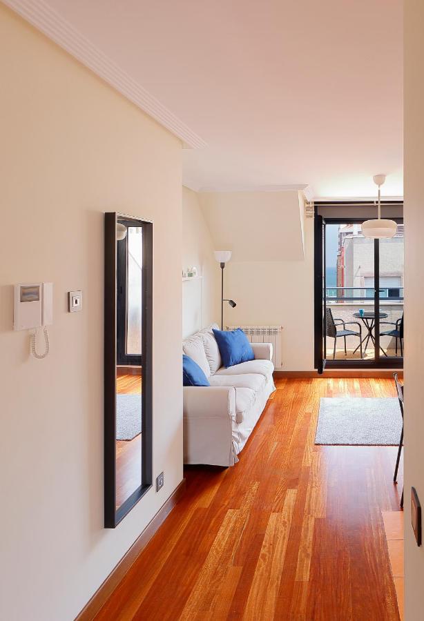 Atico Con Terraza, Vistas Al Mar Y Parking En Playa De S Lorenzo Gijón Eksteriør bilde